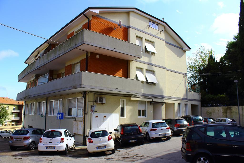 La Casa Del Darda 3 Apartment Ancona Bagian luar foto